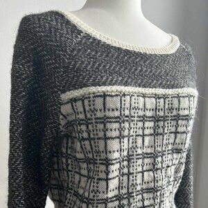 LOFT Soft Alpaca Blend Ivory & Charcoal Plaid Textured Knit Sweater – US M